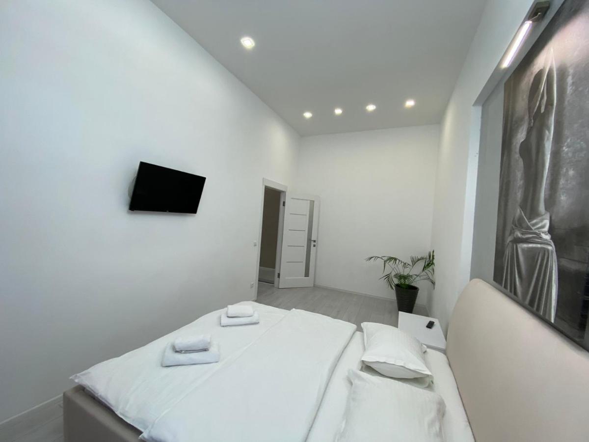 Galicia Apartments Lviv Extérieur photo