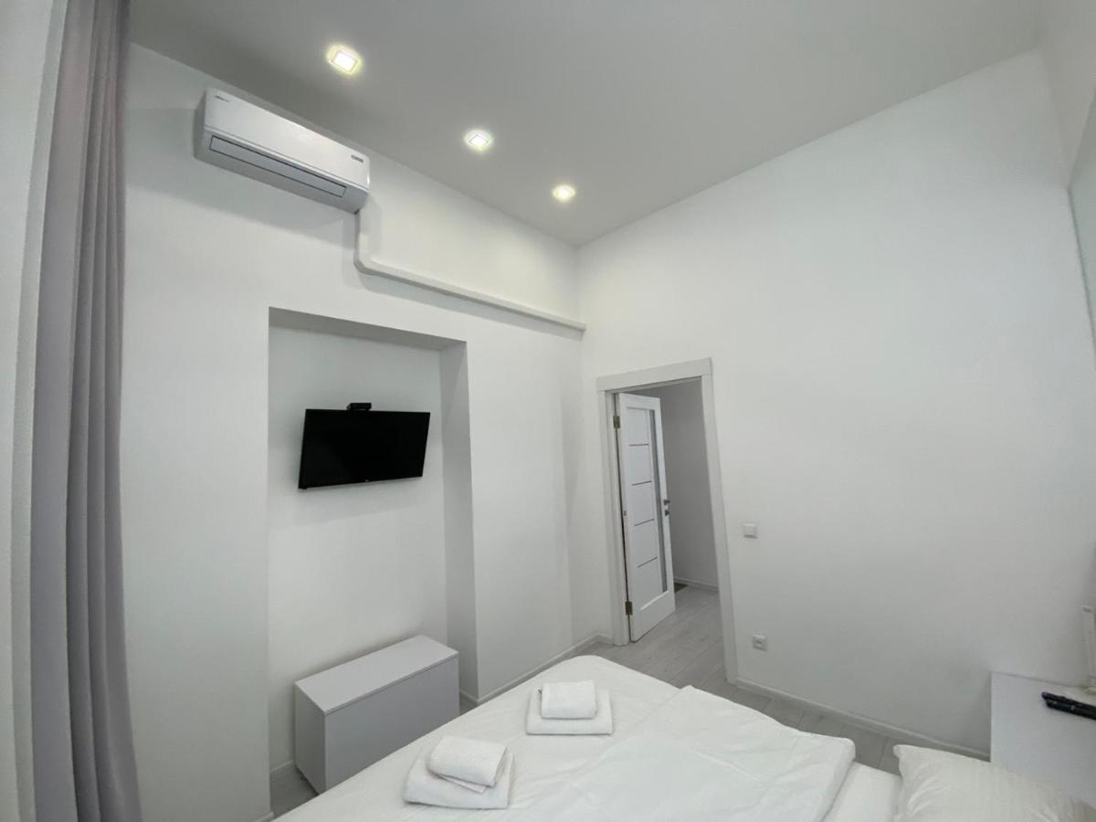Galicia Apartments Lviv Extérieur photo