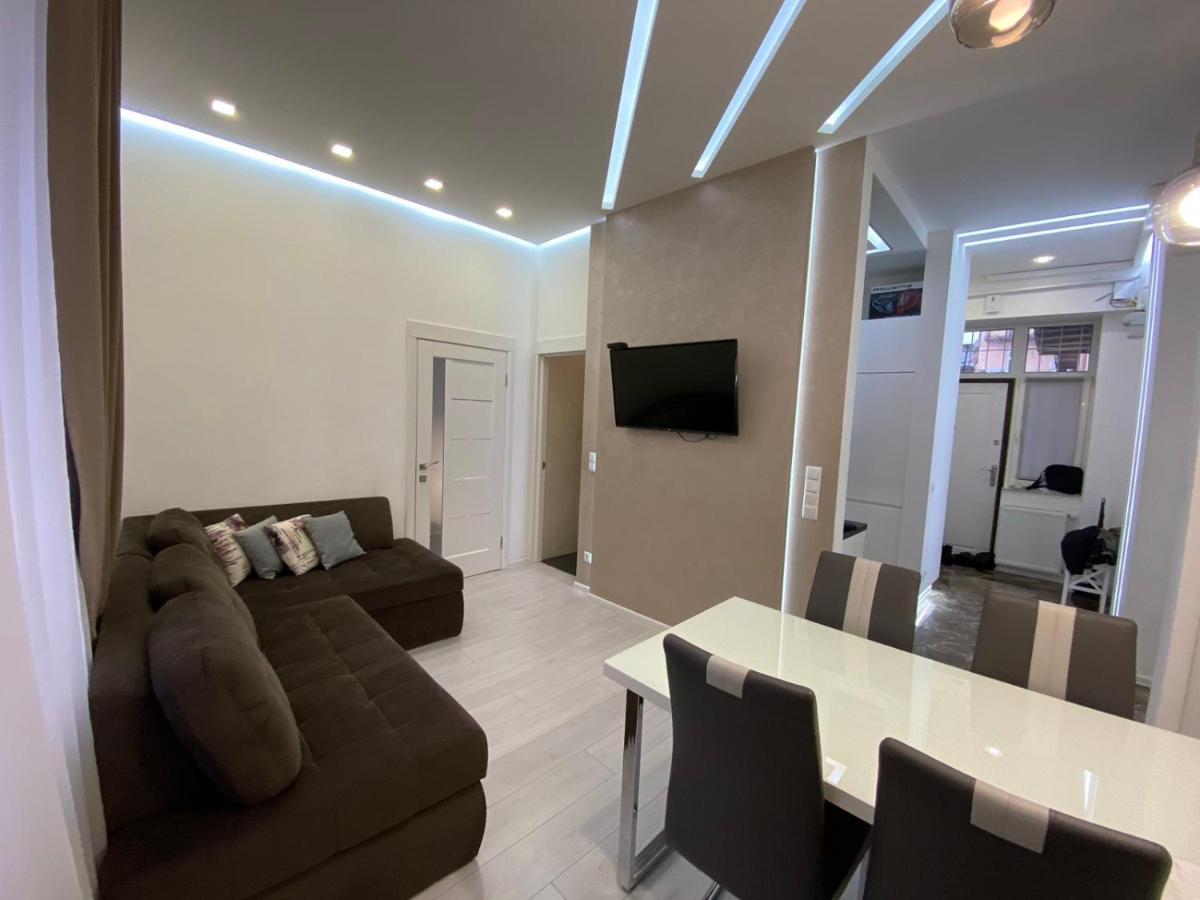 Galicia Apartments Lviv Extérieur photo