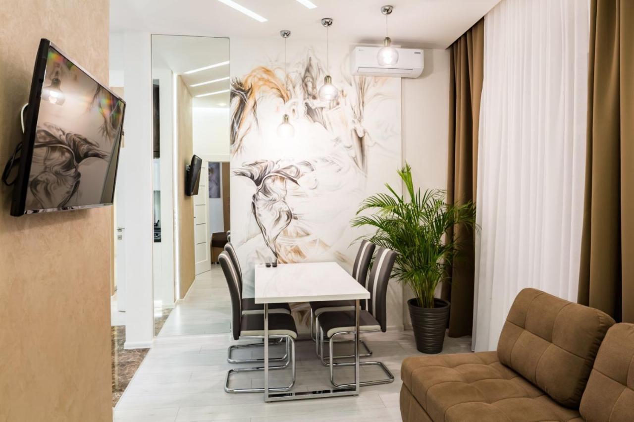 Galicia Apartments Lviv Extérieur photo