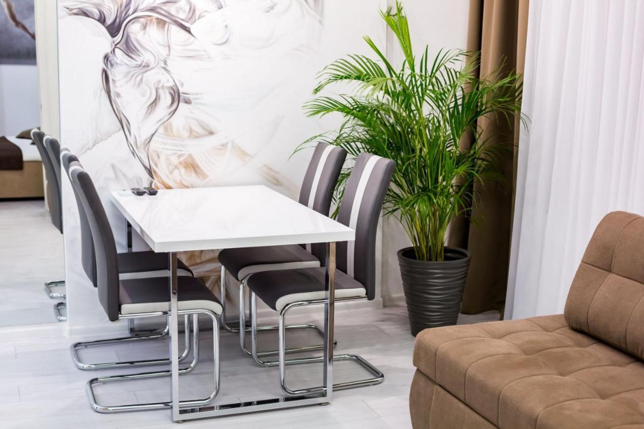 Galicia Apartments Lviv Extérieur photo