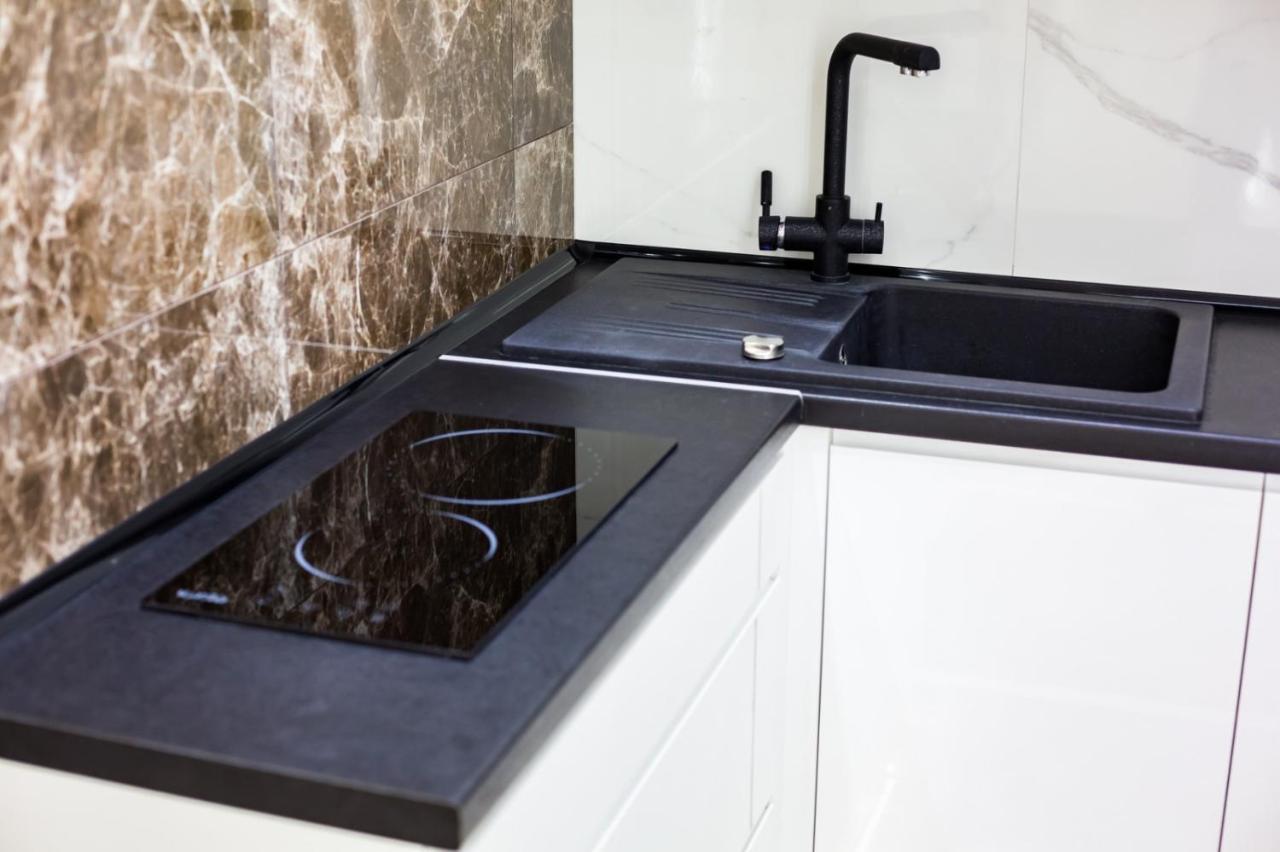 Galicia Apartments Lviv Extérieur photo