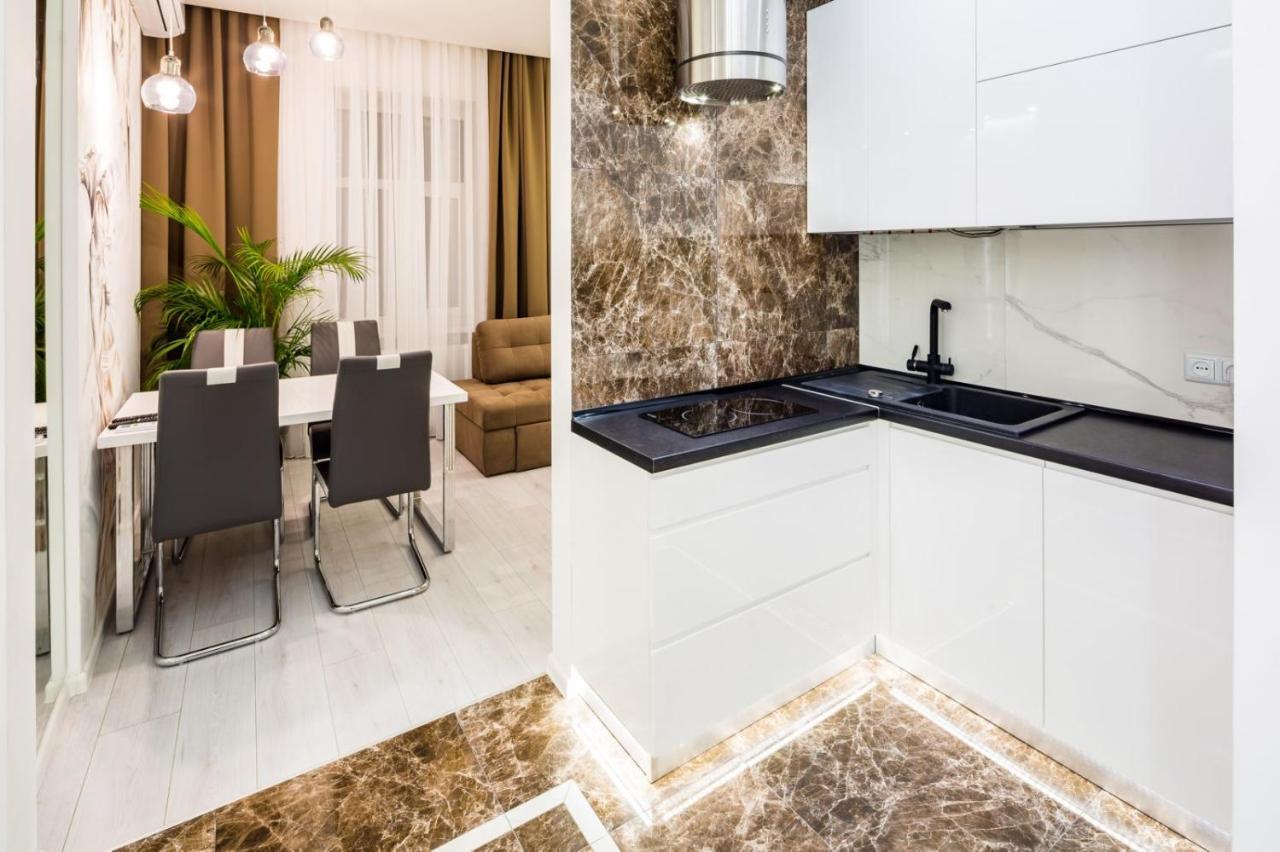 Galicia Apartments Lviv Extérieur photo